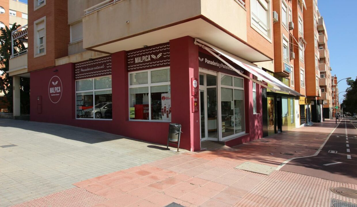 image_9233_0.jpg
